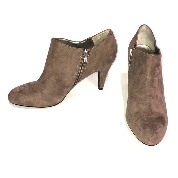 a.n.a Shoes - a.n.a Taupe Booties